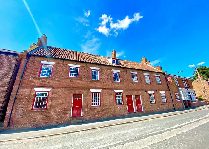 Papist Hall Cottages